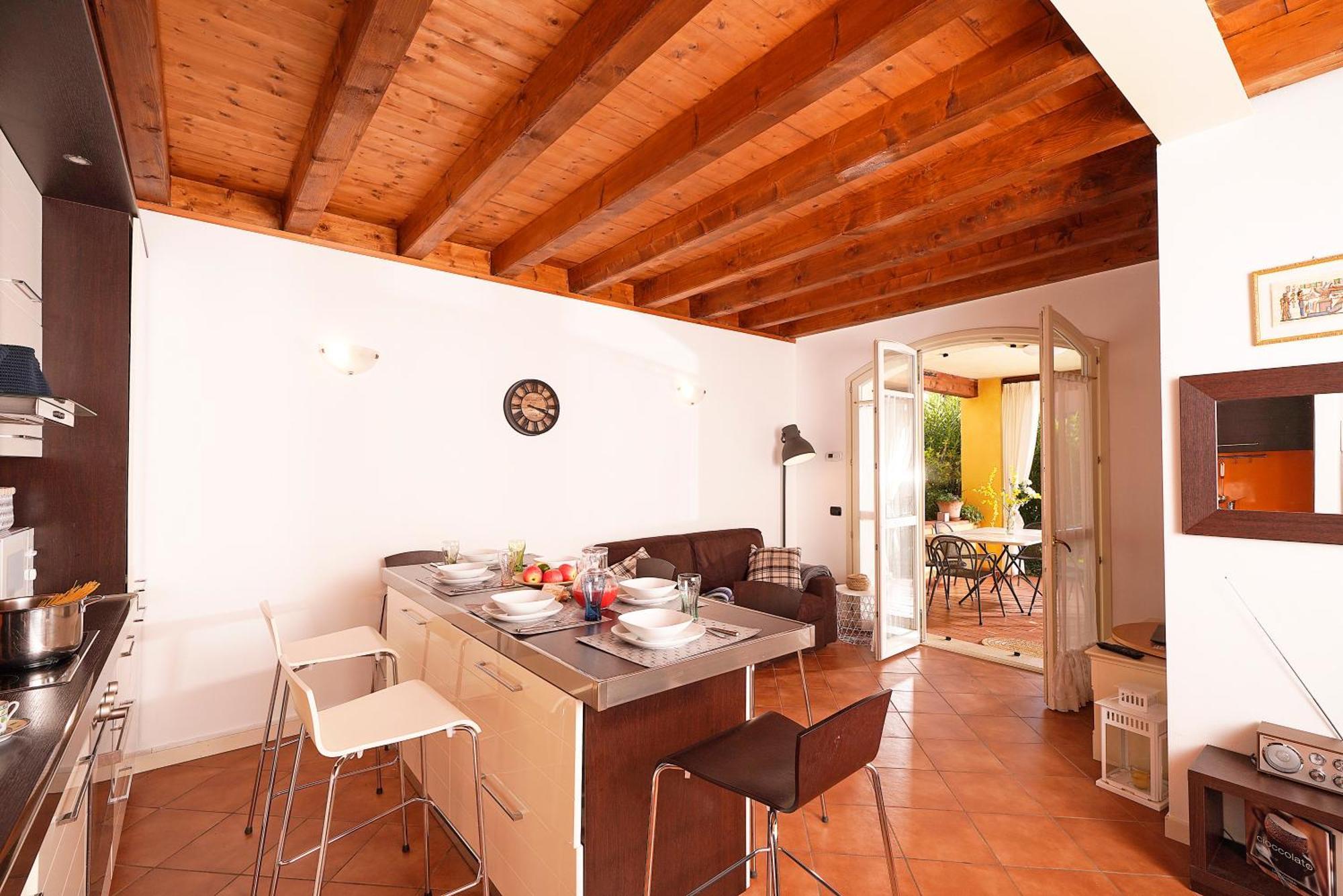 Borgo Del Torchio - Gardagate Apartment มาแนร์บา เดล การ์ดา ภายนอก รูปภาพ