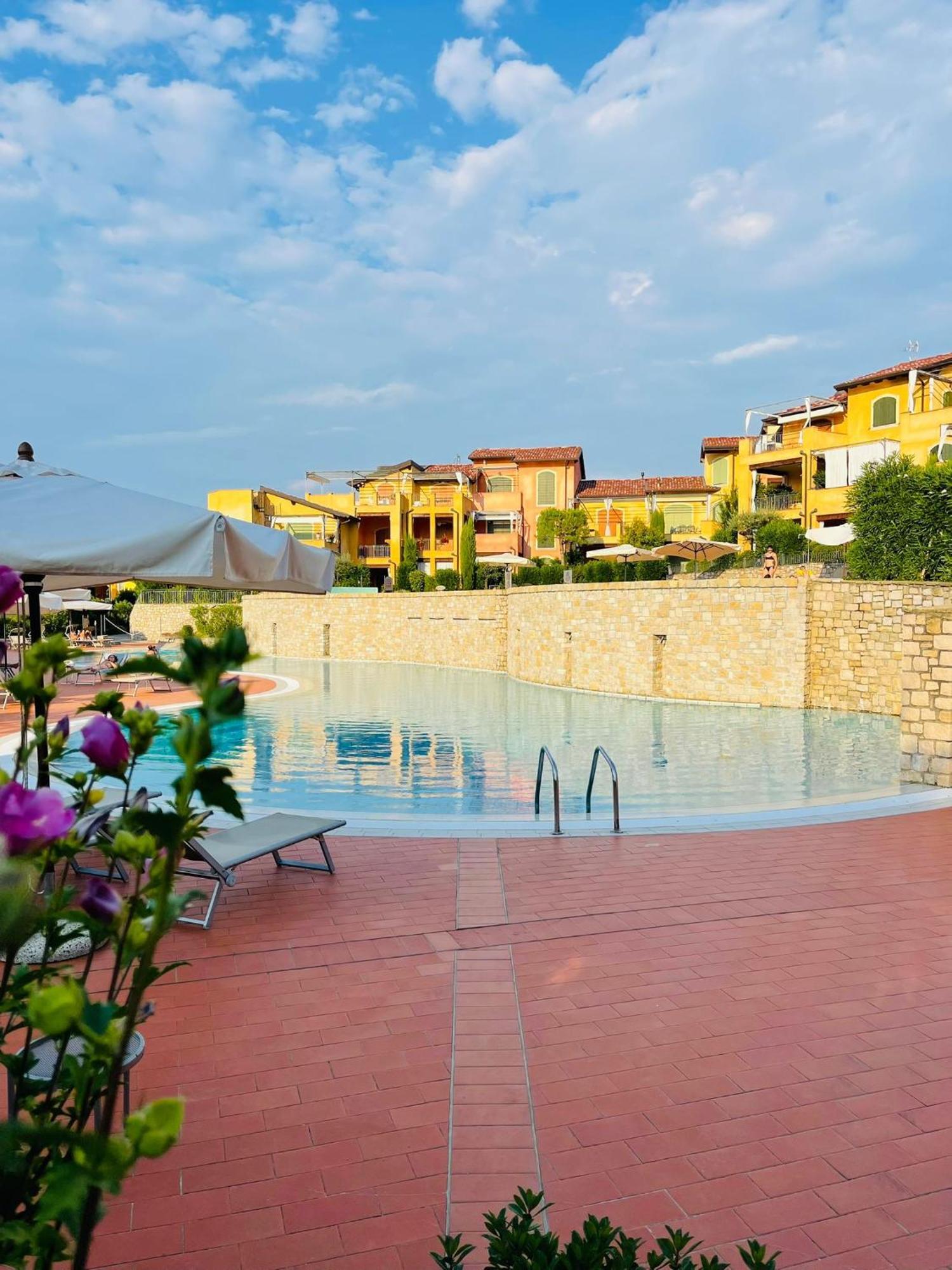Borgo Del Torchio - Gardagate Apartment มาแนร์บา เดล การ์ดา ภายนอก รูปภาพ